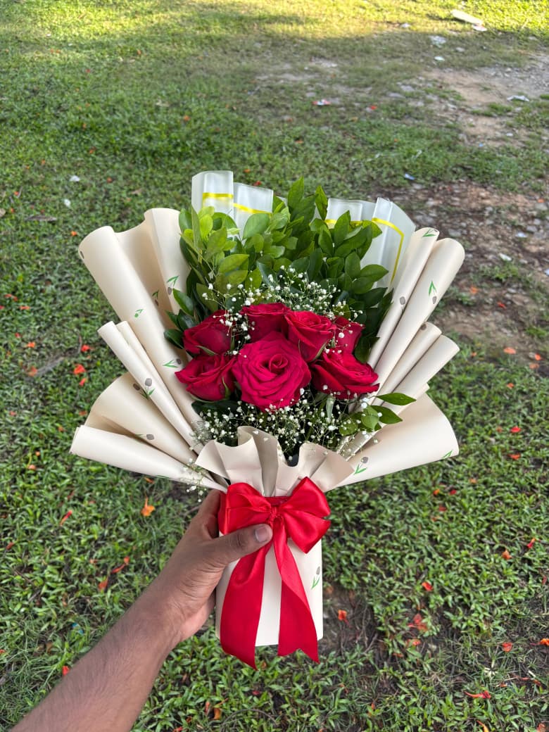 Fresh flowers bouquet