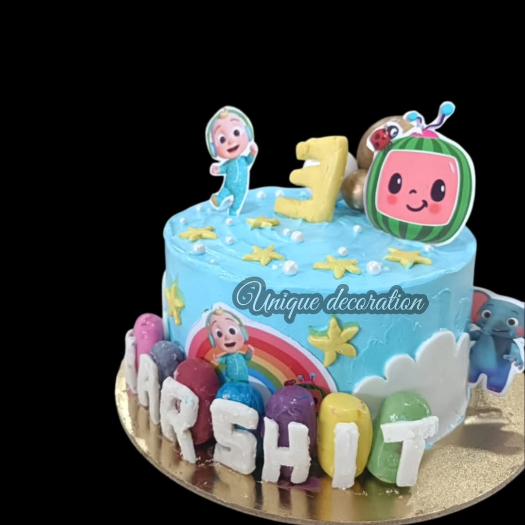 Delicious Fresh Cake