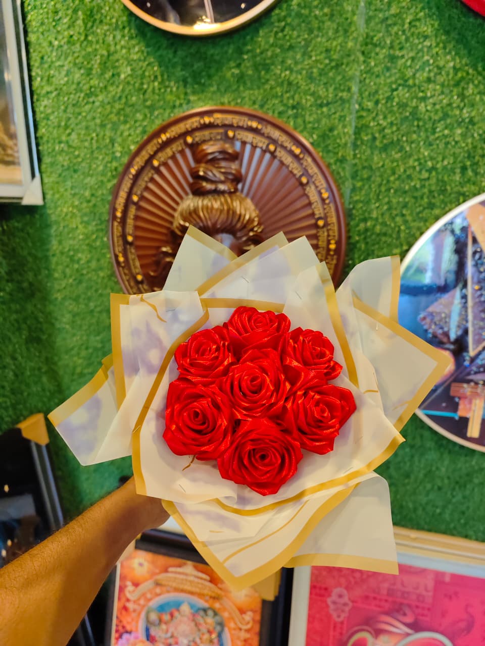 Artificial / riibon Bouquet